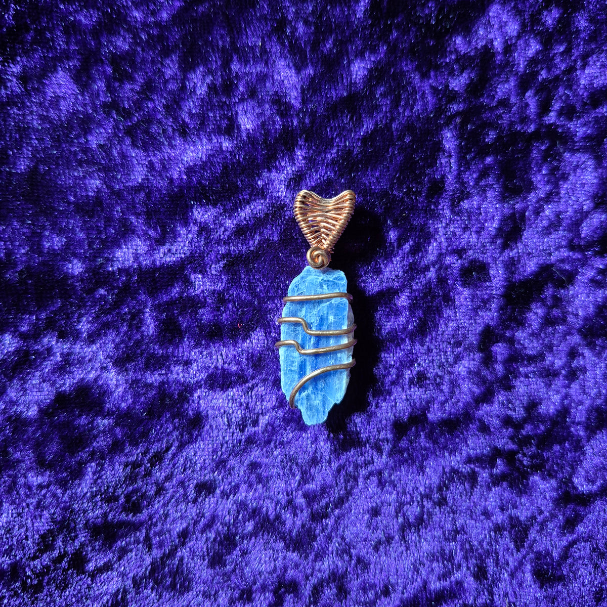 Blue Kyantite